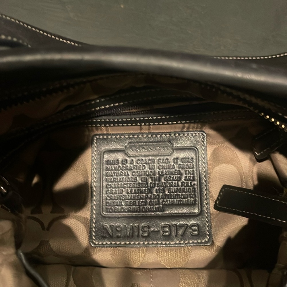 Coach Leather Navy and White shoulder bag